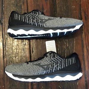 New Men’s Mizuno Wave Sky Waveknit 3 sz. 12.5 D
